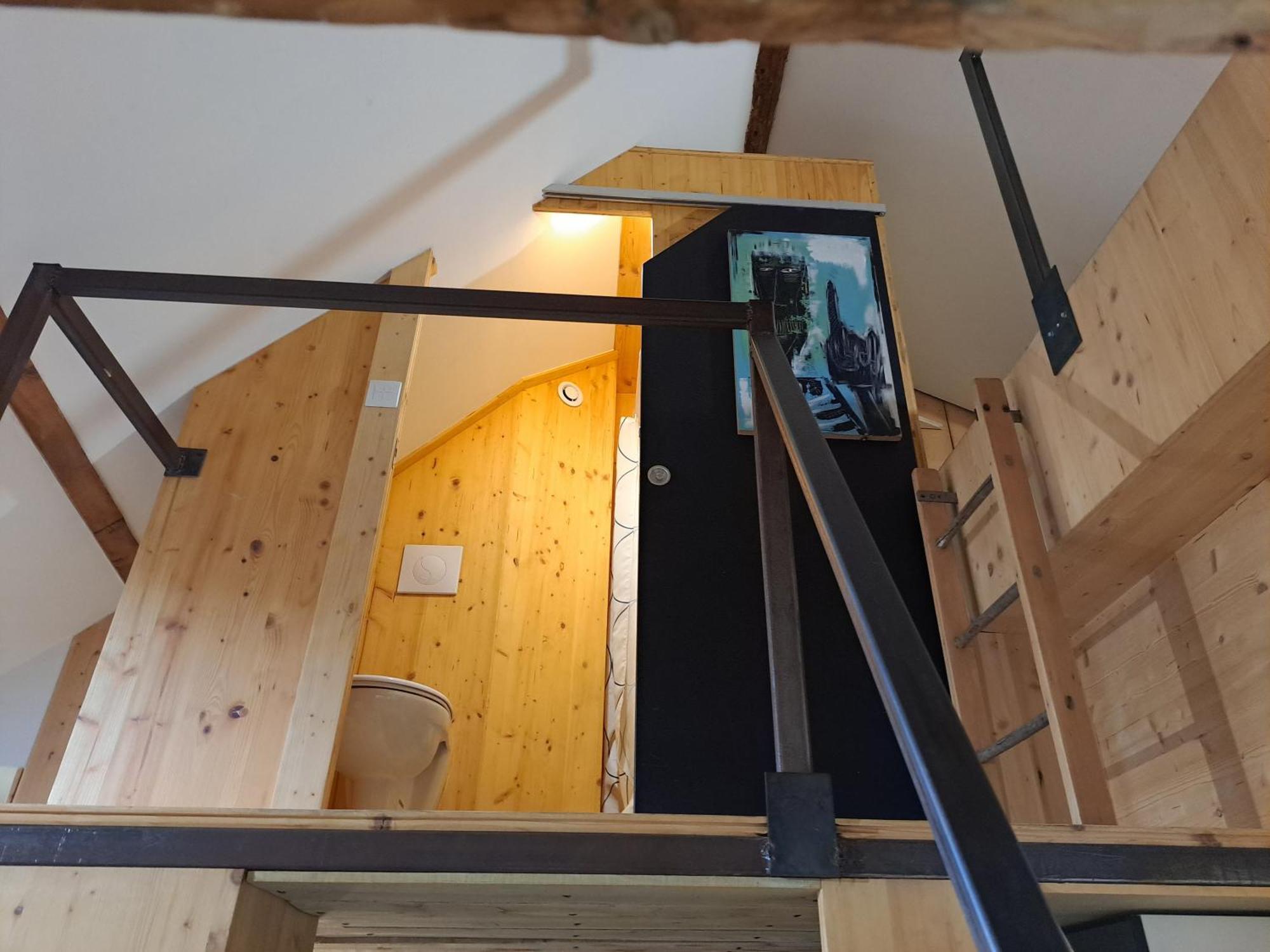 Studio Meuble Proche Conseil Departemental Du Jura Lons-le-Saunier Zewnętrze zdjęcie